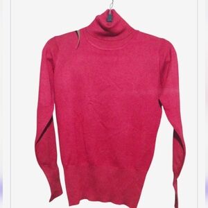 Gorgeous Rose Red turtleneck
